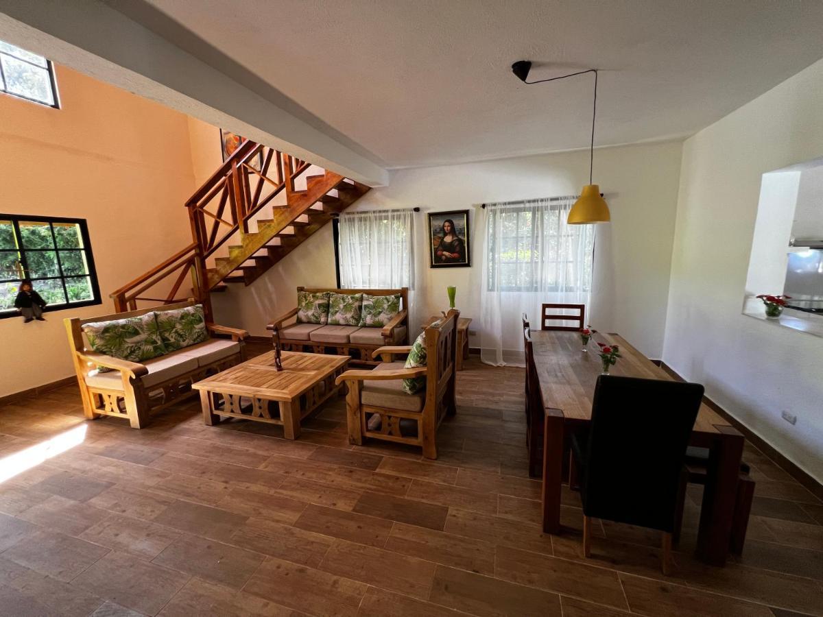Villa Unter Palmen Jarabacoa Exteriör bild
