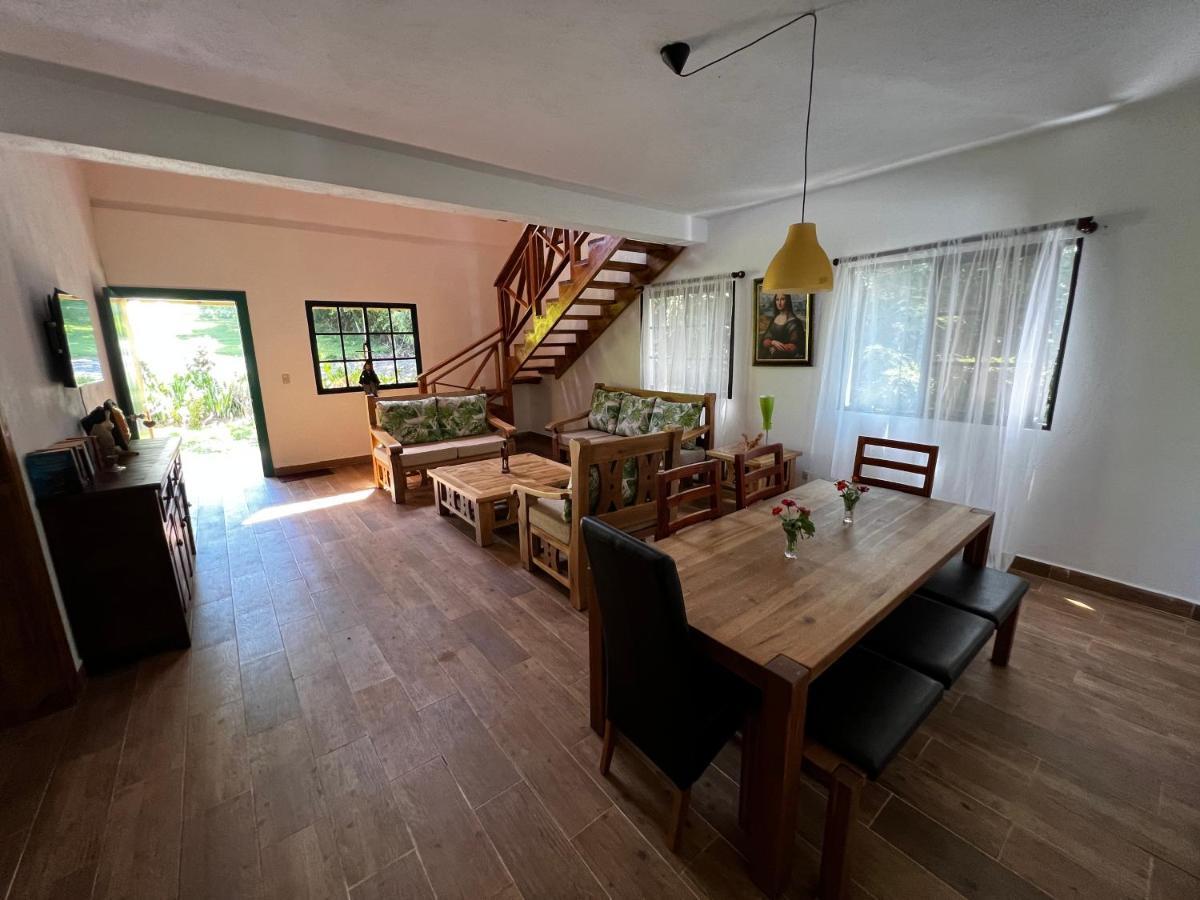 Villa Unter Palmen Jarabacoa Exteriör bild